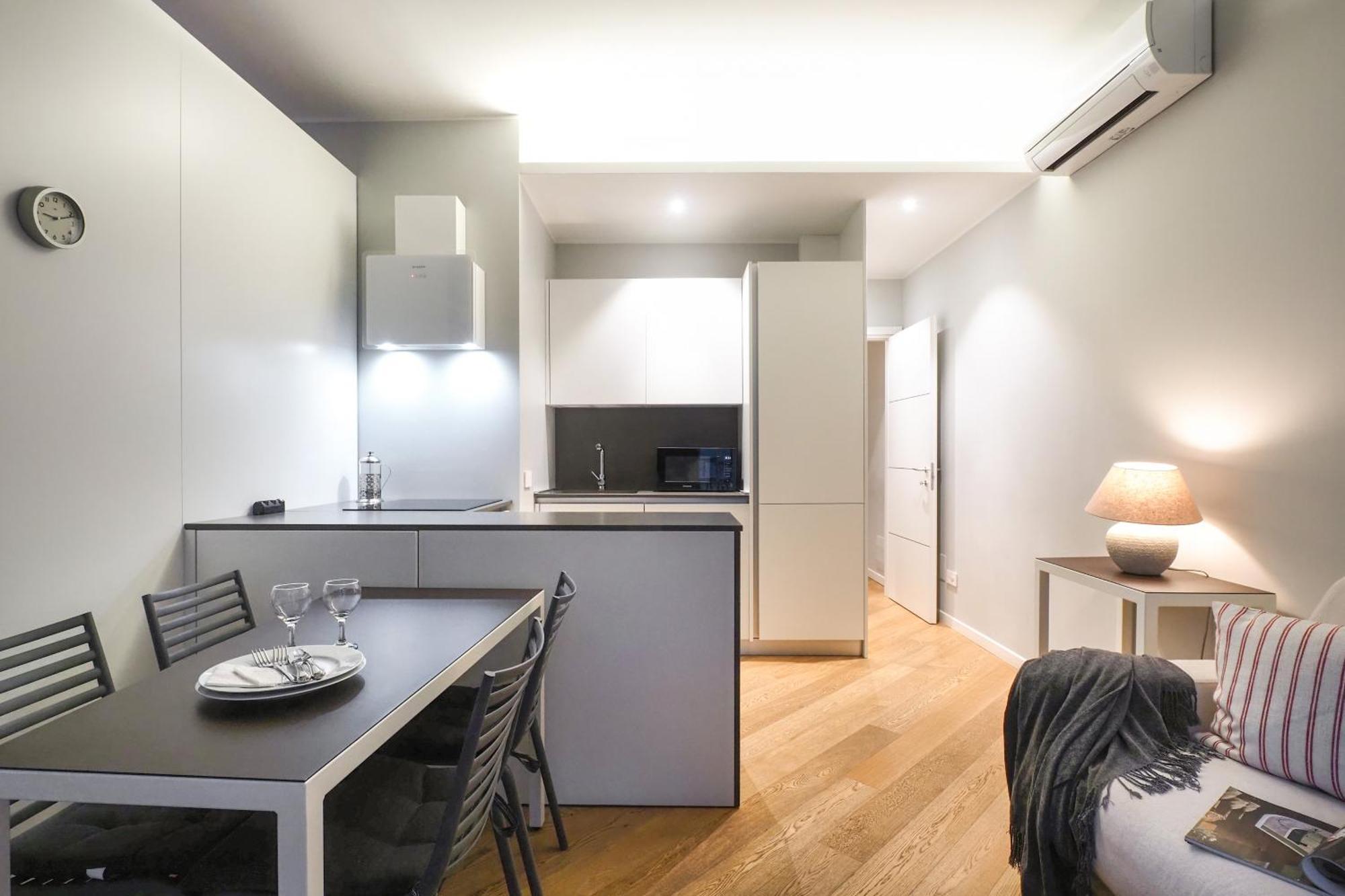 Contempora Apartments - Visconti Di Modrone ミラノ エクステリア 写真